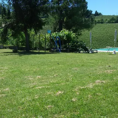 לינה וארוחת בוקר Cascina Torello דוליאני